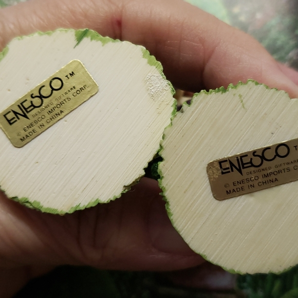 Two (2) Most adorable Enesco bunnies - Picture 12 of 12